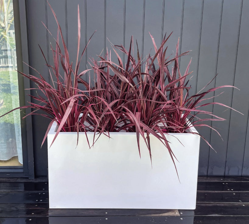 Greenlife Metal Designer Planter Box with Base 900 x 400 x 500mm Vibrant White