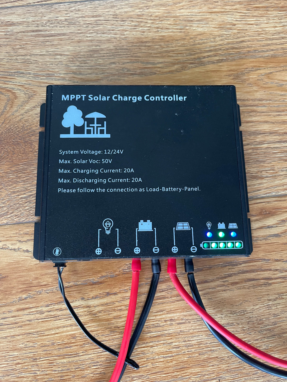 SupplyWorks 20A MPPT Solar Charge Controller with 50A Anderson Plugs