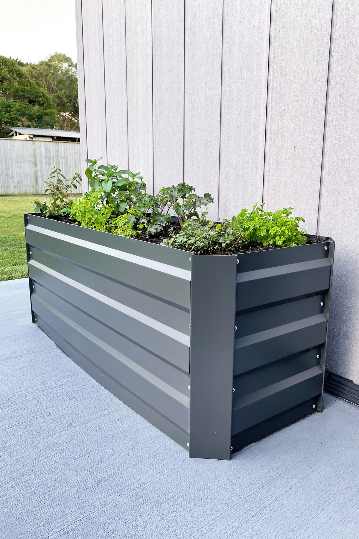 Greenlife Slimline Raised Garden Bed 1200 x 450 x 450mm - Charcoal