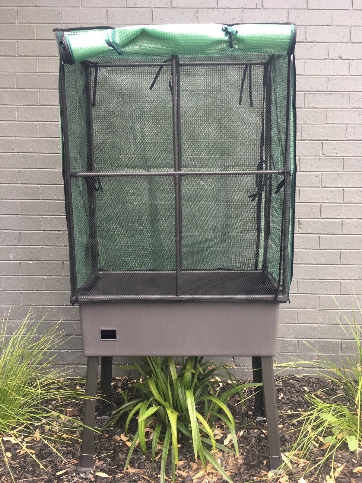 Greenlife Self-Watering Mobile Planter Box with Greenhouse + Leg Kit Bundle