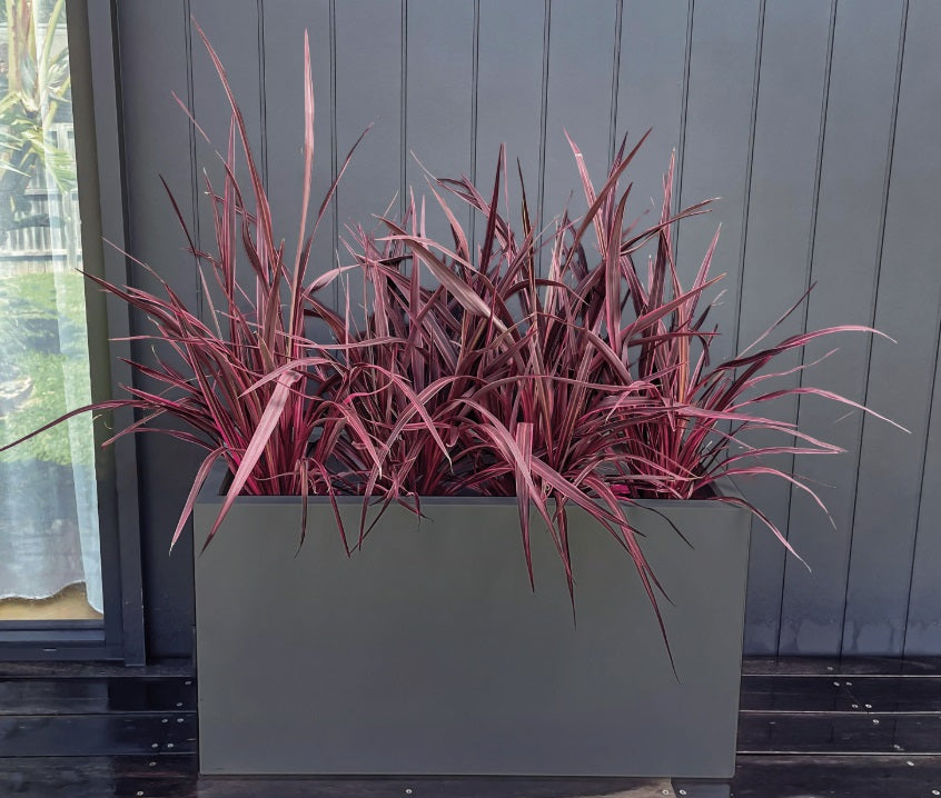 Greenlife Metal Designer Planter Box with Base 900 x 400 x 500mm Charcoal