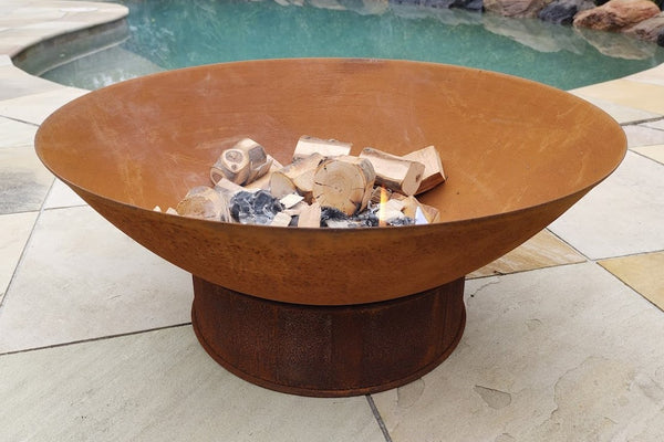 Greenlife Cast Iron 60cm Deep Dish Bowl Fire Pit - Rust Patina