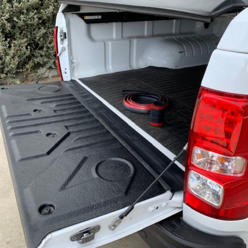 Universal Rubber Tailgate Gap Filler Cover Kit 2m x 108mm
