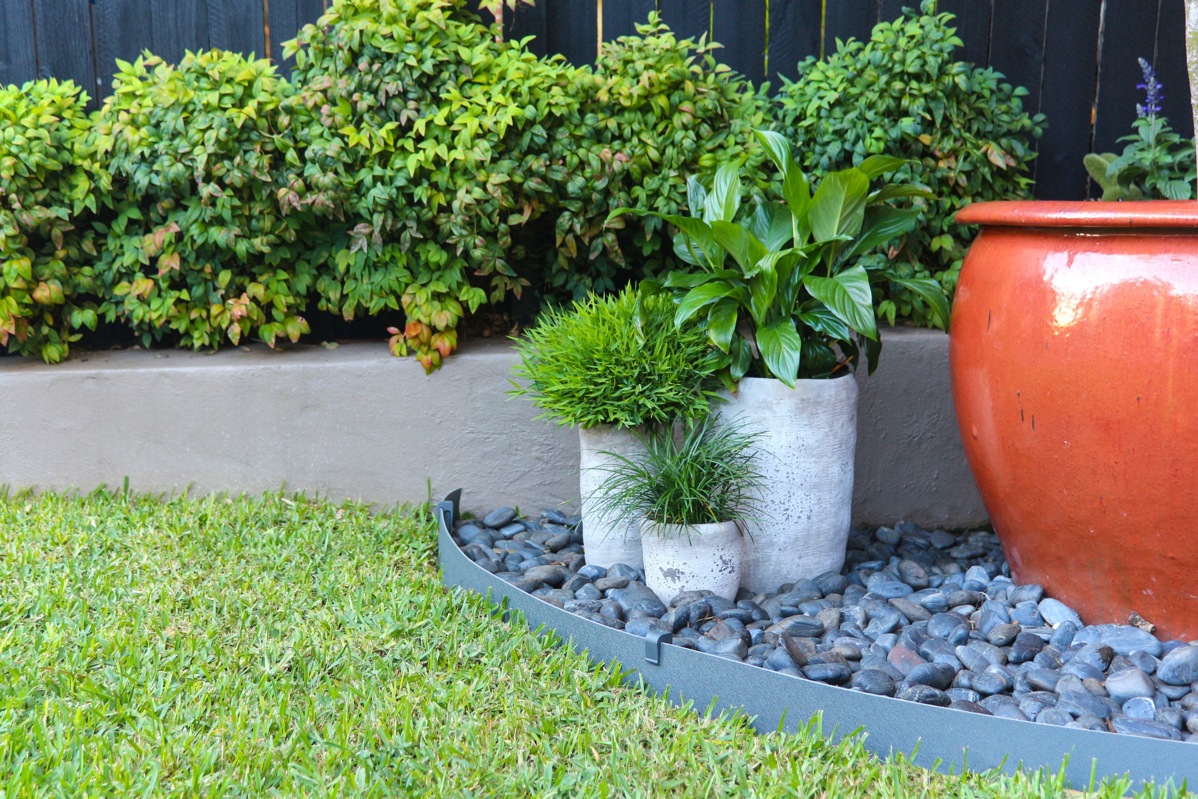 Plastic outlet garden edging